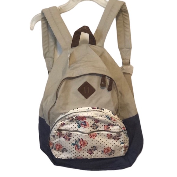 Aeropostale Canvas Backpack with a Two Zippered Front Pouch - Picture 1 of 9